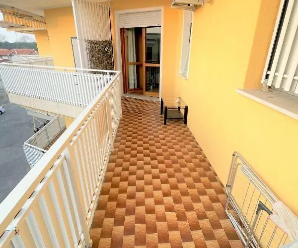 Appartamento Miriam By Interhome *